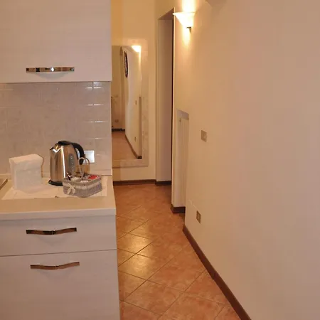 Quickhome Via Italia 43 *